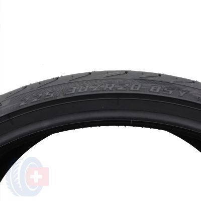 6.  Opony 225/30 ZR20 4x YOKOHAMA  85Y XL Advan Sport V105 Letnie 2021 