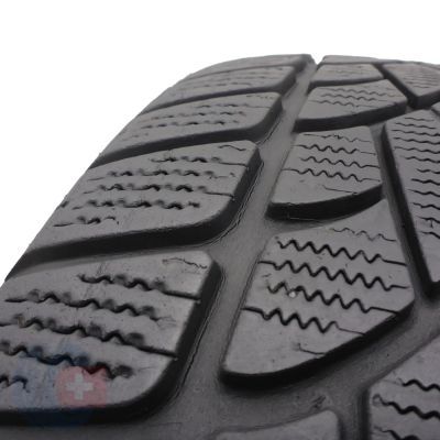 10. 4 x DUNLOP 225/50 R18 99H XL SP Winter Sport 3D A0 Zima 2017 6,3-7,8mm