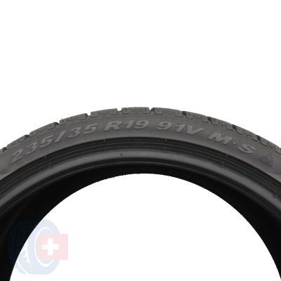 6. 2 x PIRELLI 235/35 R19 91V XL Sottozero Winter 240 Serie II L Zima 2018 6,2-6,7mm