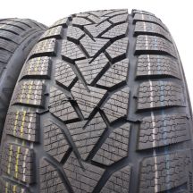 4. 2 x UNIROYAL 205/55 R17 95V XL WinterExpert Zima 2022 Jak Nowe