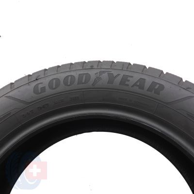 4. Opony 235/55 R19 4x GOODYEAR 105T XL UltraGrip Performance+ Zimowe 2022 i 2023 7,2-8mm