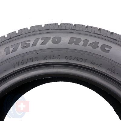 7. 2 x PIRELLI 175/70 R14C 95/93T Carrier Winter Zima 2018