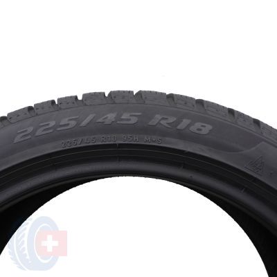 4. 2 x PIRELLI 225/45 R18 95H XL Sottozero 3 Winter M0 Zima 2019 6,8-7mm Jak Nowe